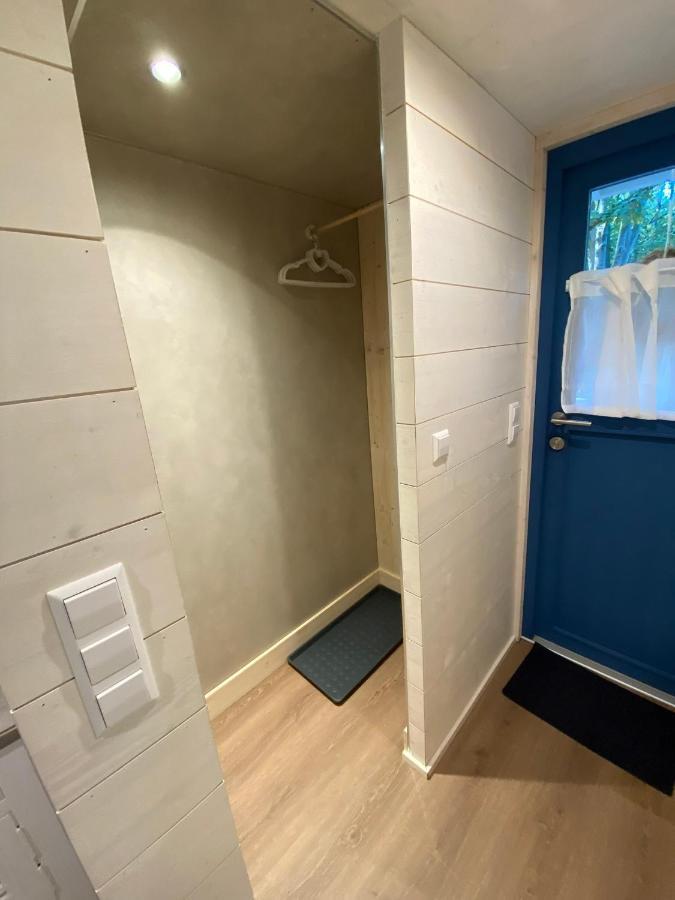 Tiny House Ems Im Pier9 Tiny House Hotel Hamm  Exteriör bild