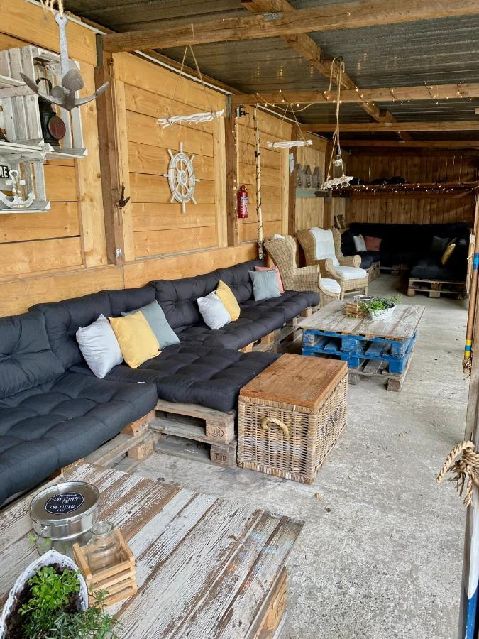 Tiny House Ems Im Pier9 Tiny House Hotel Hamm  Exteriör bild